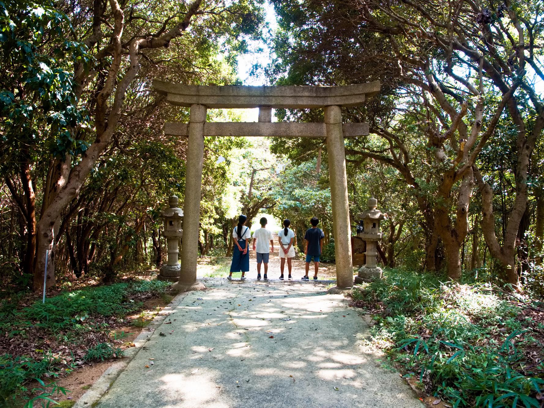 牛窓神社参道-1