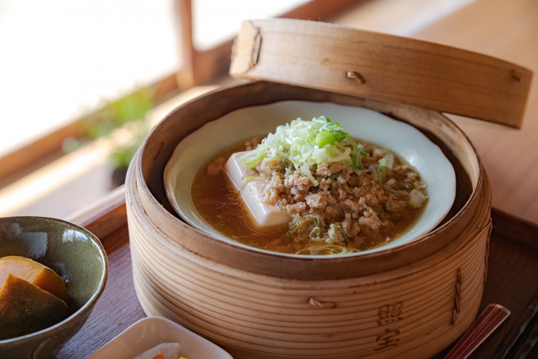 趣ある古民家でいただく味わい深いランチ「ひなたん」-0