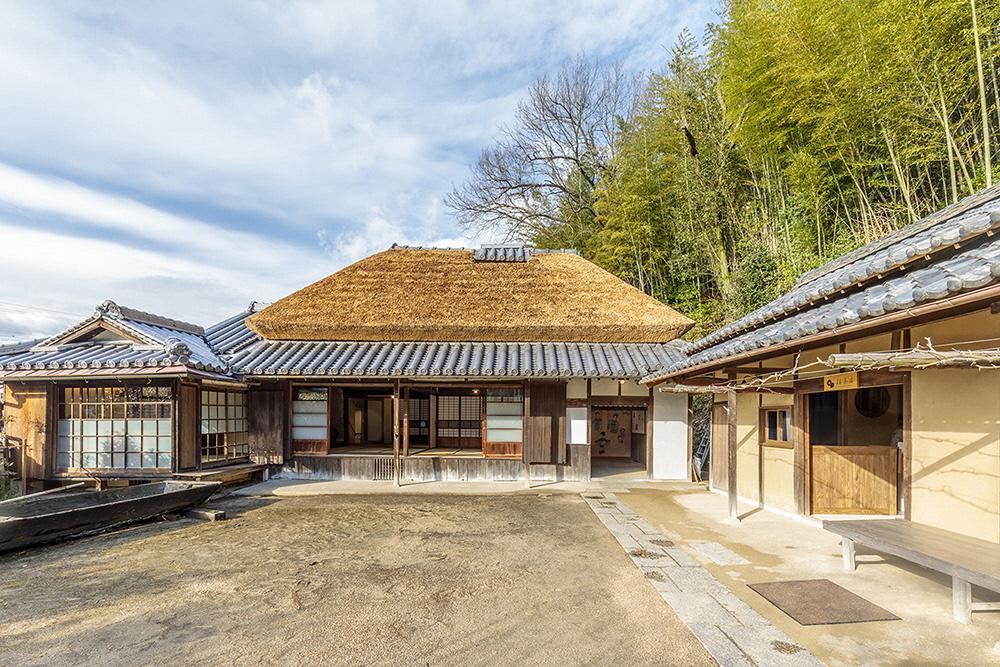 夢二郷土美術館　夢二生家記念館・少年山荘-1