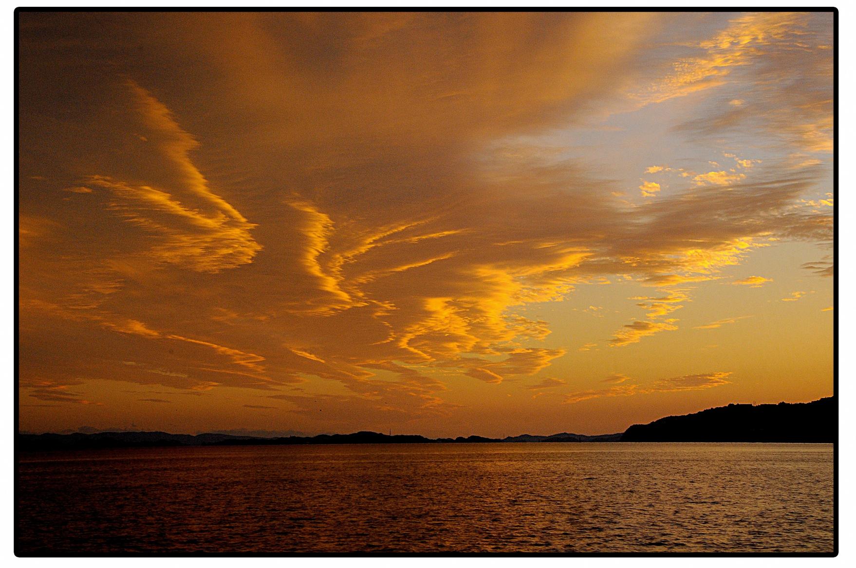 牛窓の夕陽（日本の夕日百選）-1