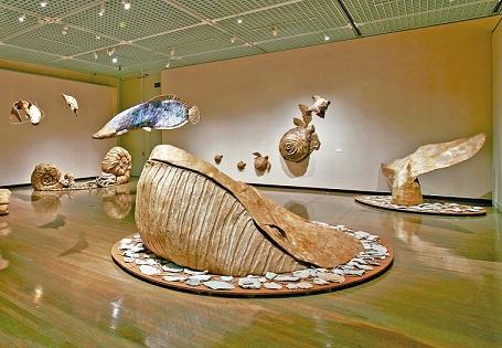 【瀬戸内市立美術館】造形作家 玉田多紀 海のいきもの ダンボール物語より-0